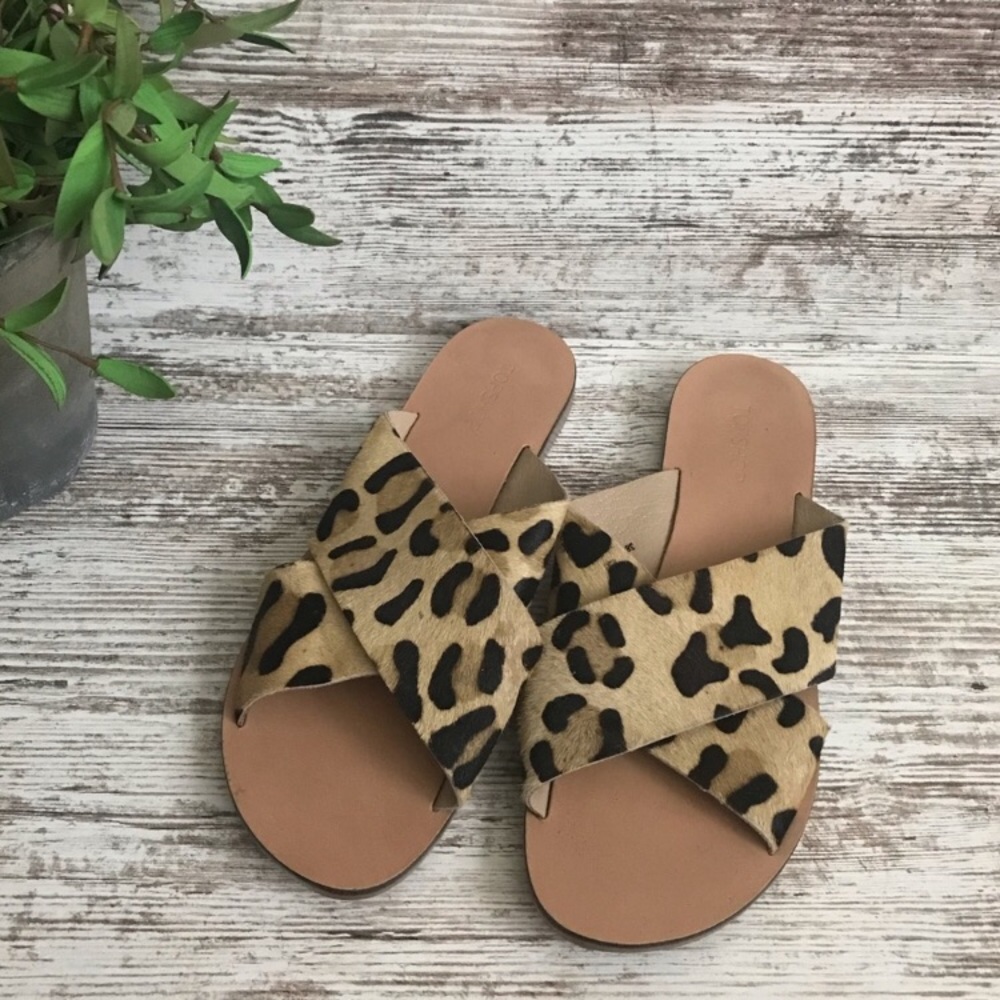 Topshop leopard sandals! Super trendy